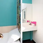Hotelf1 Hotel