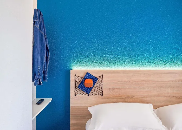 Hotel Hotelf1 Annecy