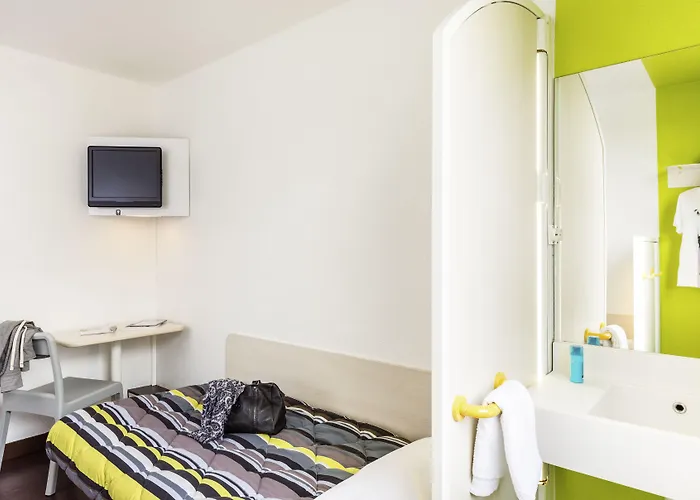 Hotel Hotelf1 Annecy Argonay