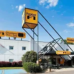 Hotelf1 Annecy Hotell