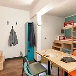 Hotelf1 Annecy Hotell *