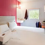 Hotelf1 Annecy Hotell *