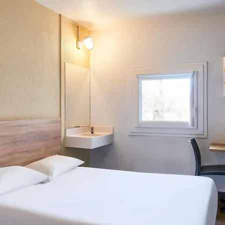 Hotel Hotelf1 Annecy