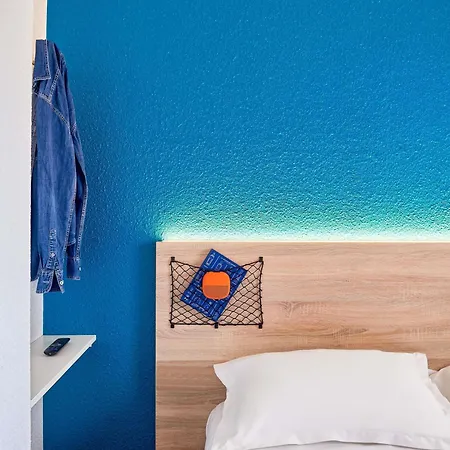 Hotel Hotelf1 Annecy *