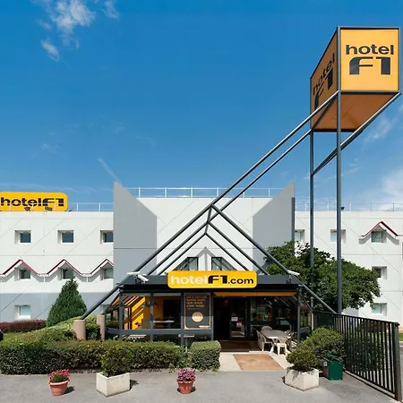 Hotelf1 Annecy 酒店 *