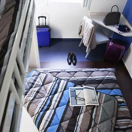 Hotel Hotelf1 Annecy *